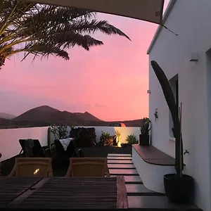 Casa Nusa La Santa